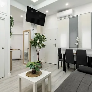 https://guestready-a-city-break-in.besthotelstoledo.com